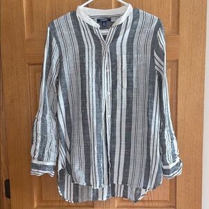 Chaps Black and White Striped Long-Sleeve Button-Down Top